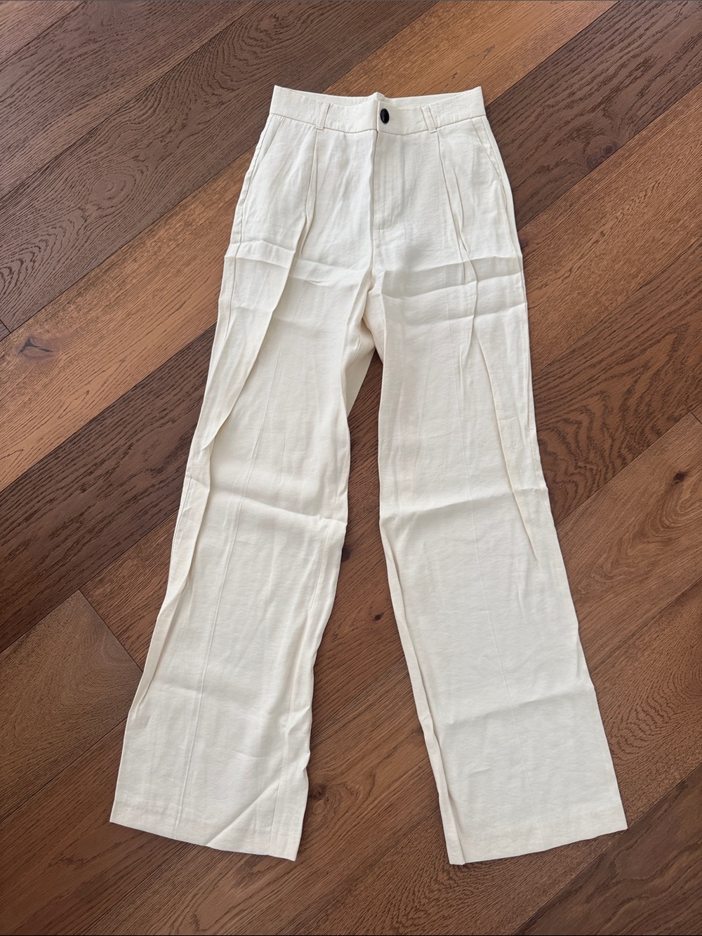 Zara Off-White Tailored Button Front Pants